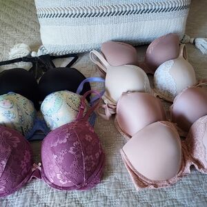 Victoria's Secret Bra Collection - Multicolor